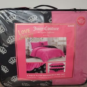 Juicy Couture Pink Black Crown Print 4 piece Comforter Set